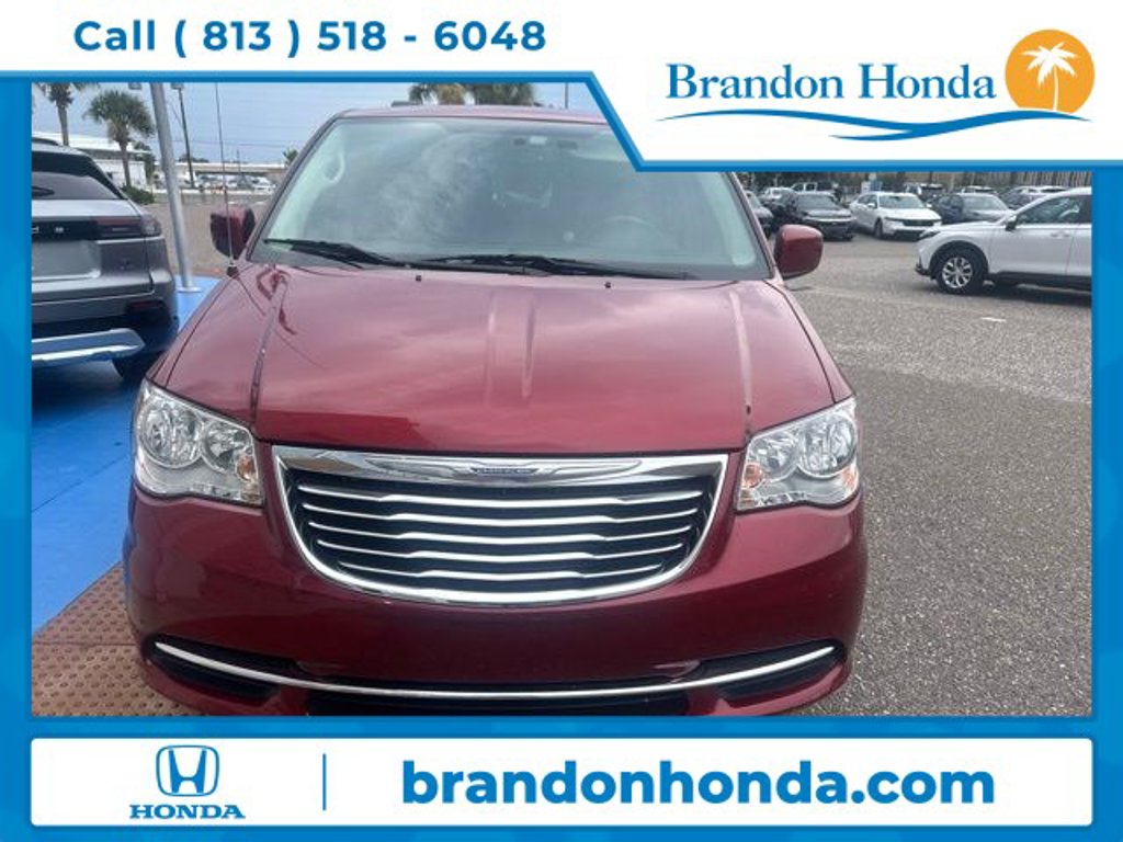 2016 Chrysler Town Country Lx